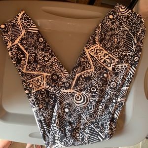 Black / White soft leggings